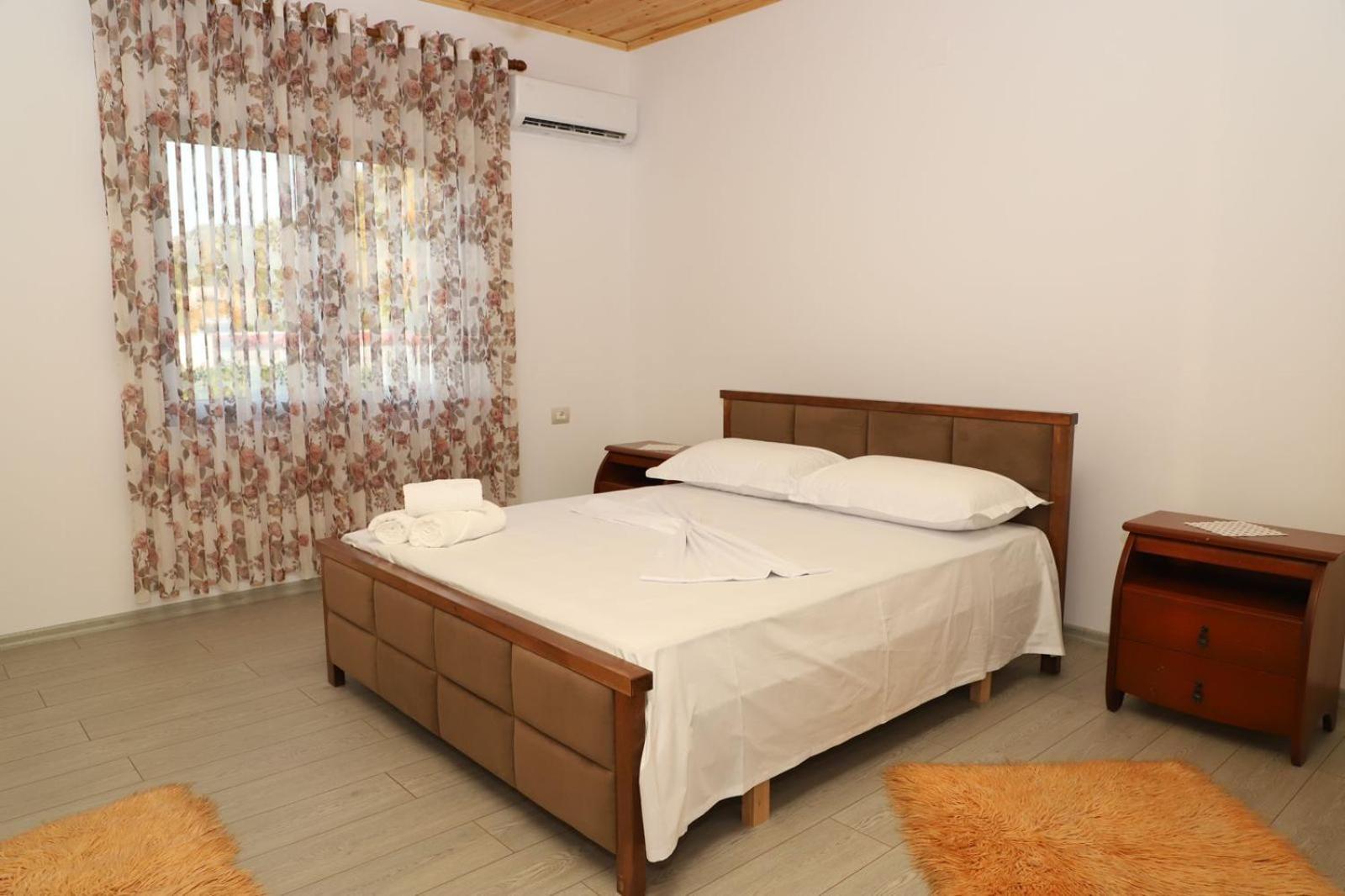Georgemishel Guest House Berat Exterior foto